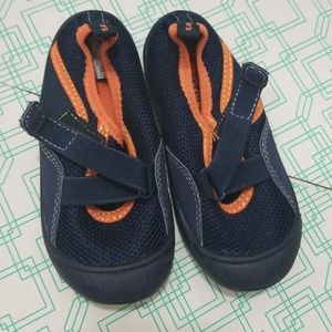 Toddler water shoes